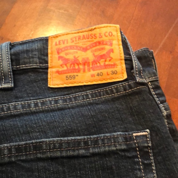 559 - Picture 2 of 3